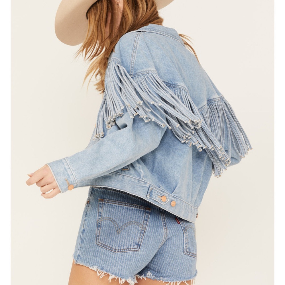 DRIFTWOOD Light Blue Denim Apparel
